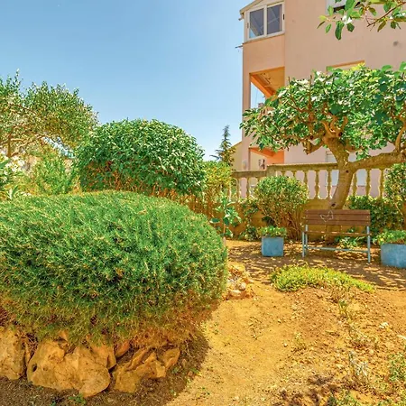 Apartament 2 Bedroom Lovely In *